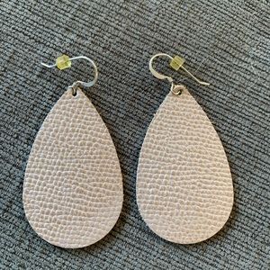 Nickel and Suede Lip Gloss Teardrop Leather Earrings